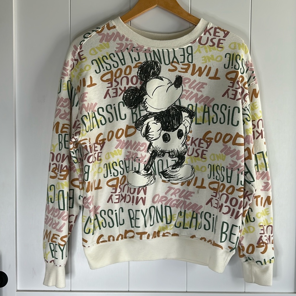 Disney Mickey Mouse Sweatshirt size medium